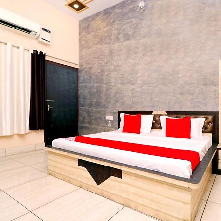 Hotel O Pushp Vatika Bhiwani Dış mekan fotoğraf