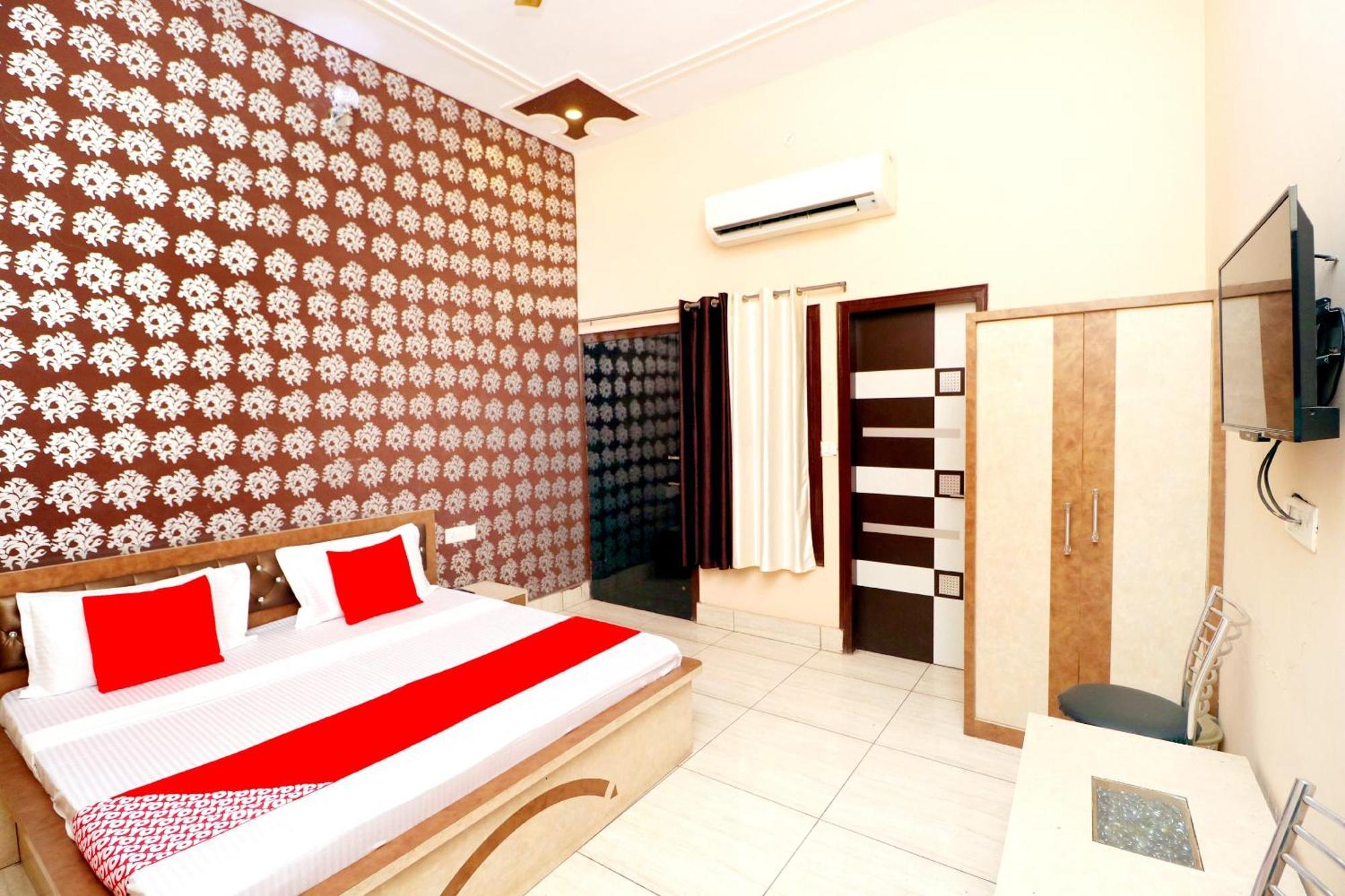 Hotel O Pushp Vatika Bhiwani Dış mekan fotoğraf