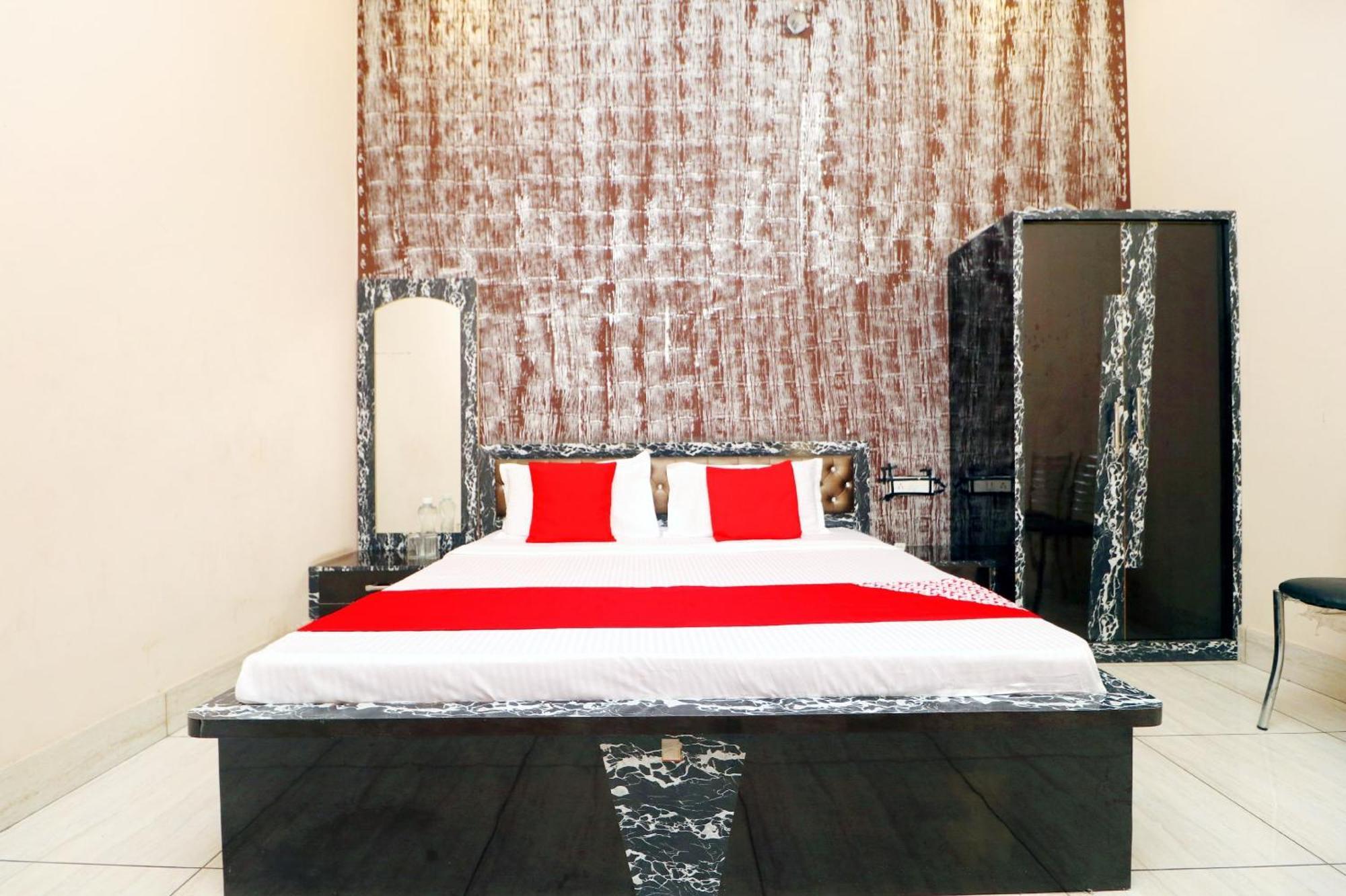 Hotel O Pushp Vatika Bhiwani Dış mekan fotoğraf